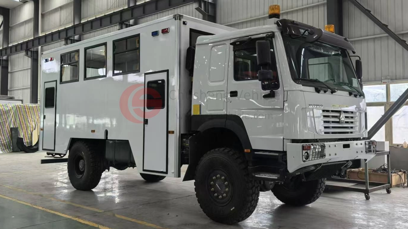 Grande sucesso! O ônibus da tripulação de 12 unidades para a Indonésia